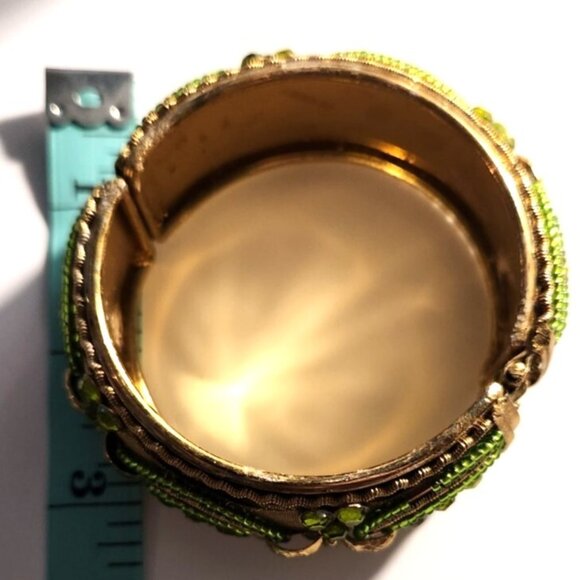 Vtg Gold-Tone Hinged Bangle Bracelet Green Beads statement - Picture 4 of 6